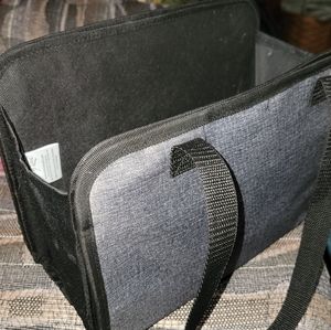 Thirty-one storage container